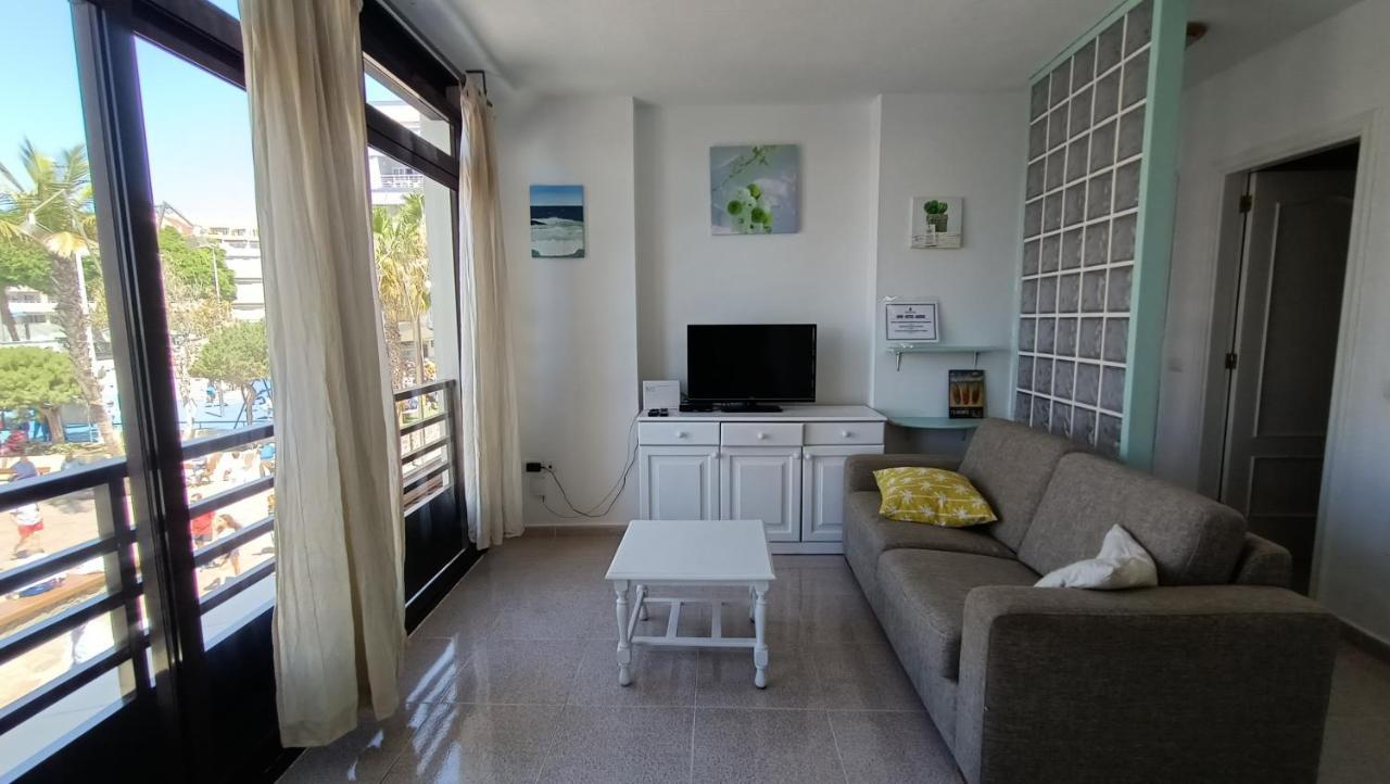 Alquilaencanarias El Medano Beach 1 Екстериор снимка
