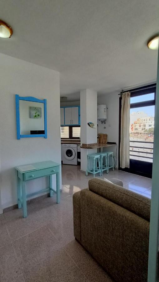 Alquilaencanarias El Medano Beach 1 Екстериор снимка