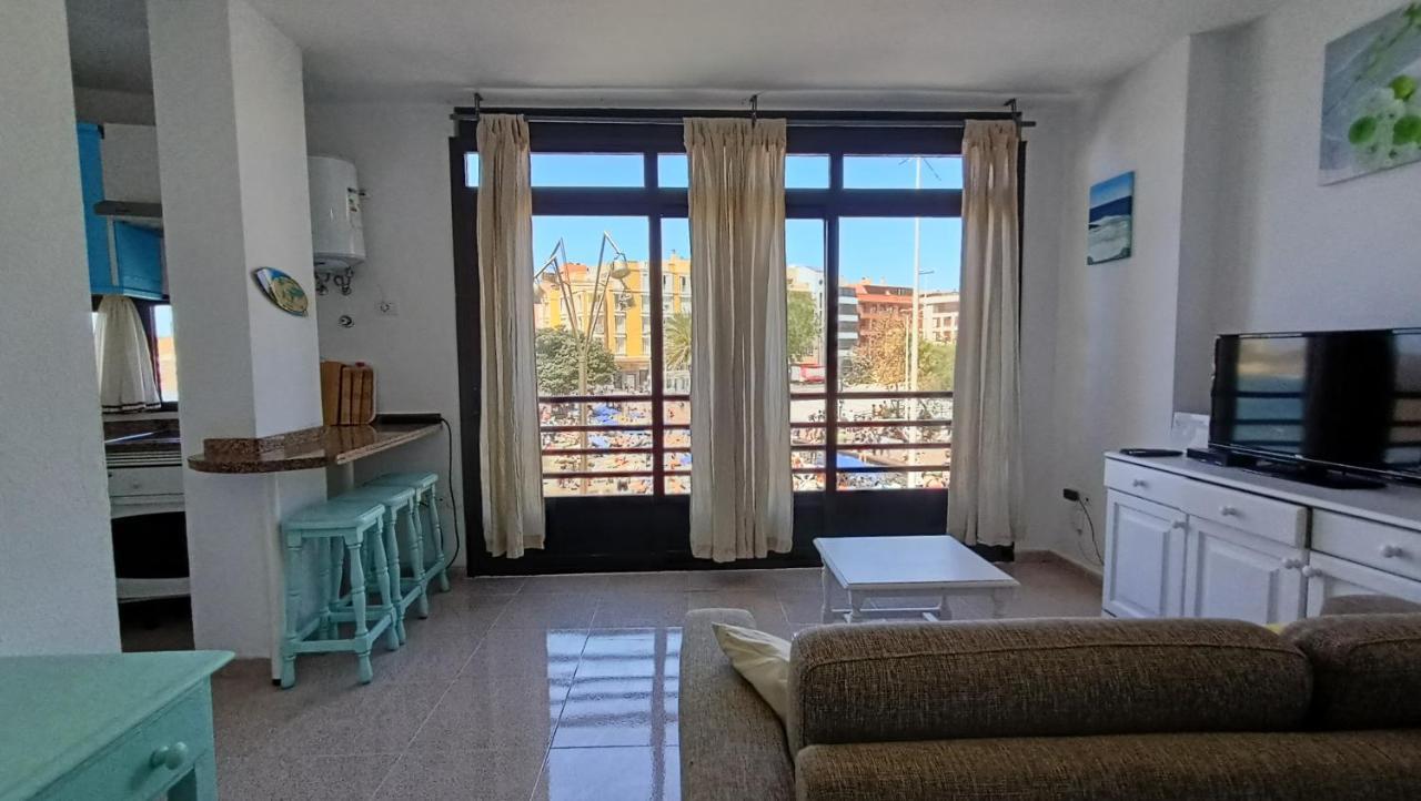 Alquilaencanarias El Medano Beach 1 Екстериор снимка